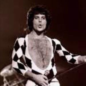 FREDDIE MERCURY “QUEEN”💋💗💋💗💋